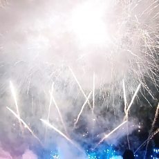 しまんと納涼花火大会が開催されました。